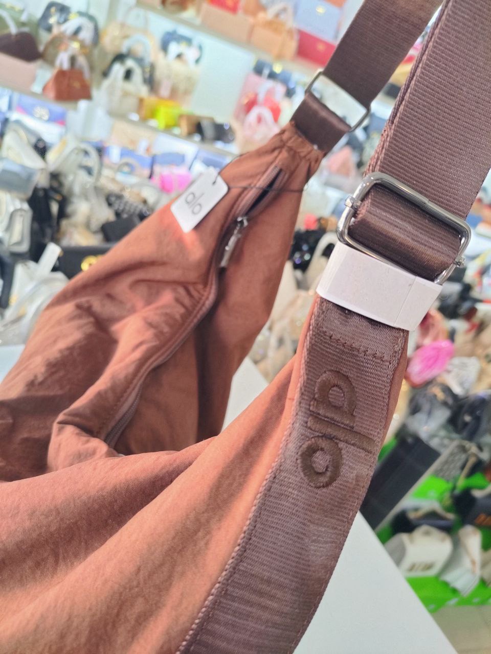 /public/uploads/photos/shares/Suzy bags/IMG_2746.jpeg